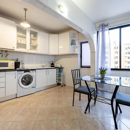 T2 Patio Da Rocha - 500m Da * Portimão