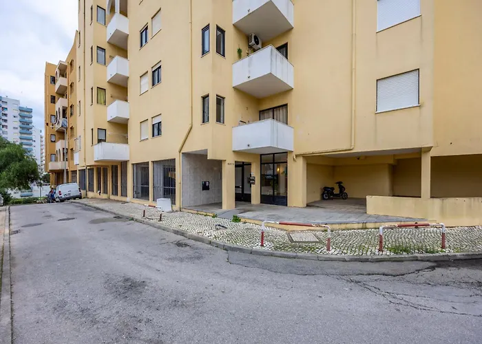 T2 Patio Da Rocha - 500m Da * Portimão